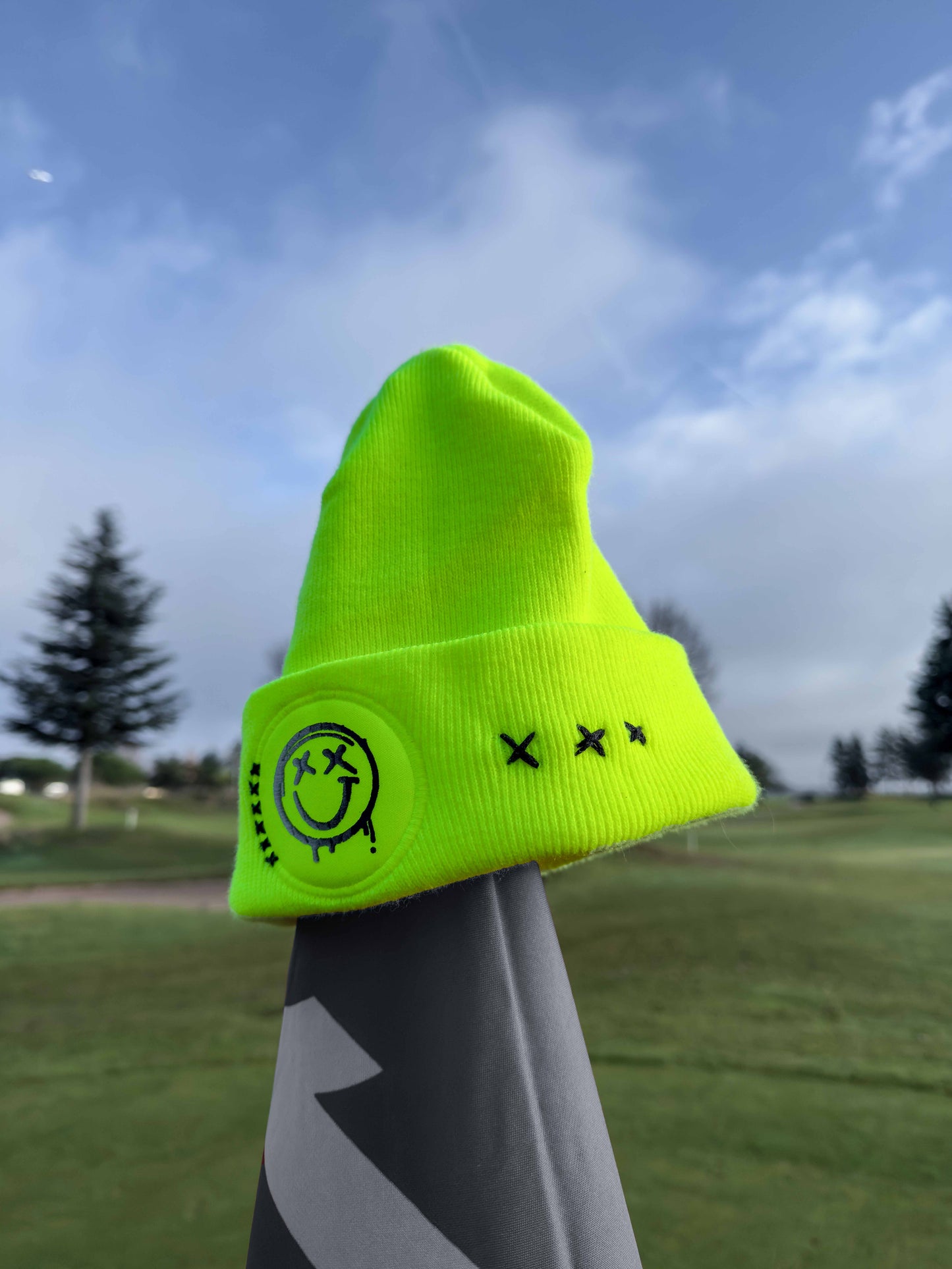 Crew HBC Beanie NEON